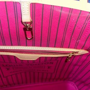 Neverfull Mm Louis Vuitton purse only